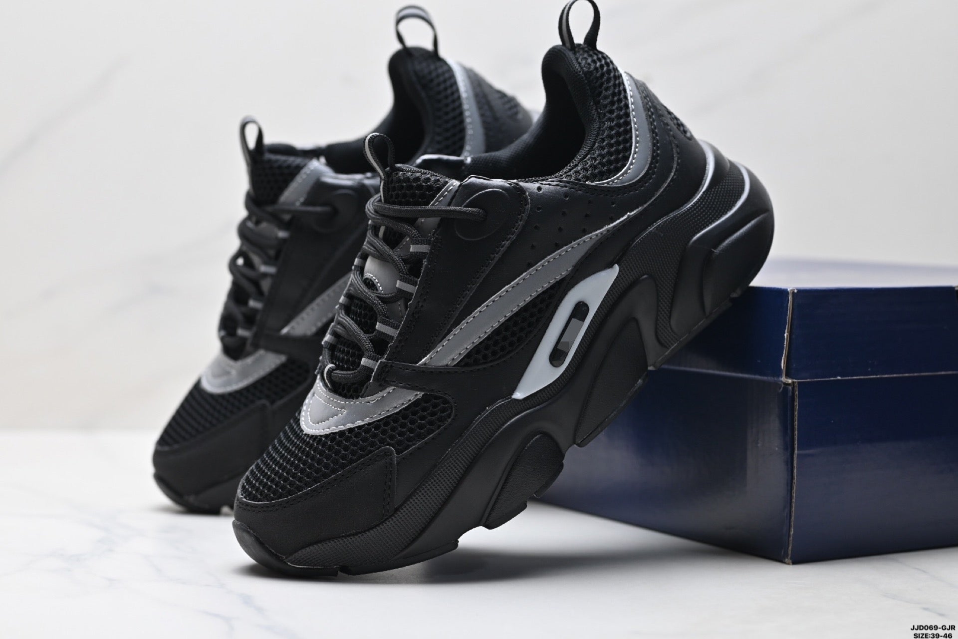 Dior B22 Sneakers